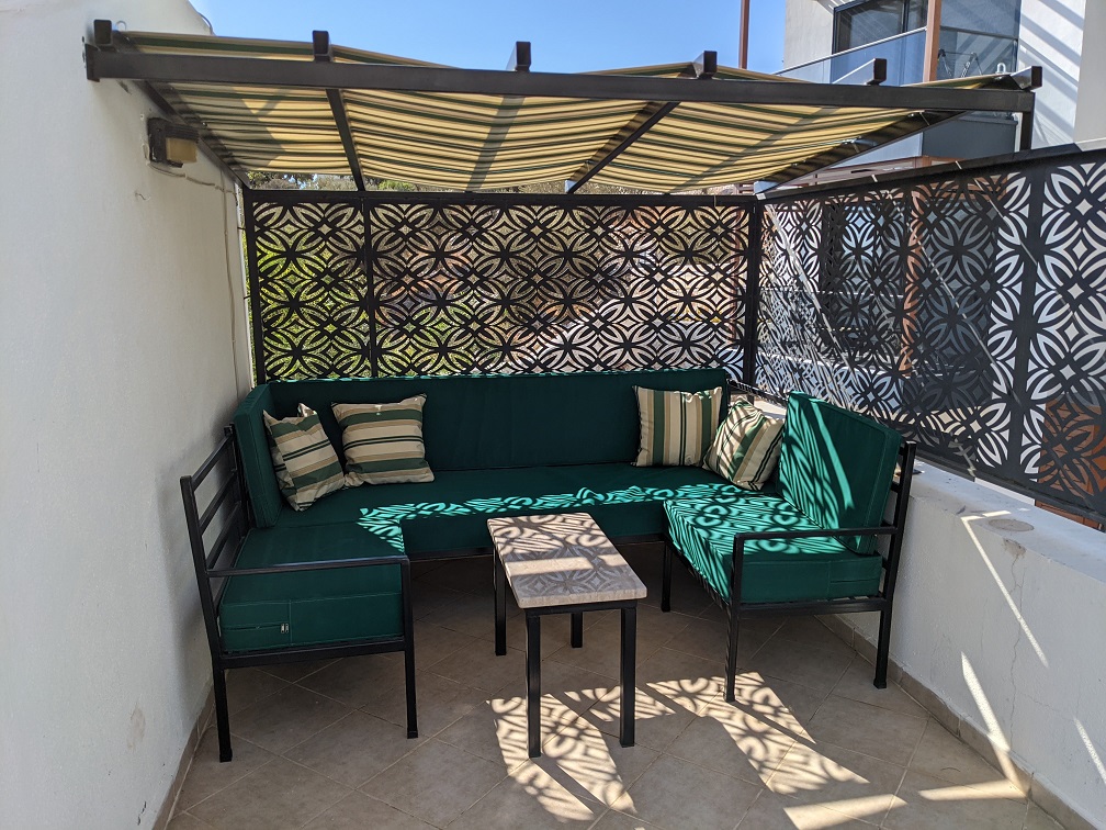 Reading area on roof terrace